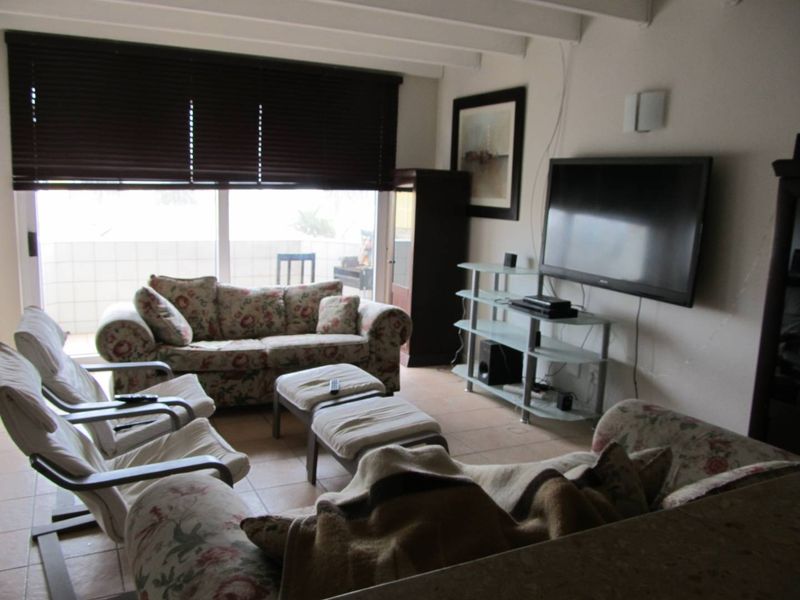 Spacious Apartment in CBD - Photo 5