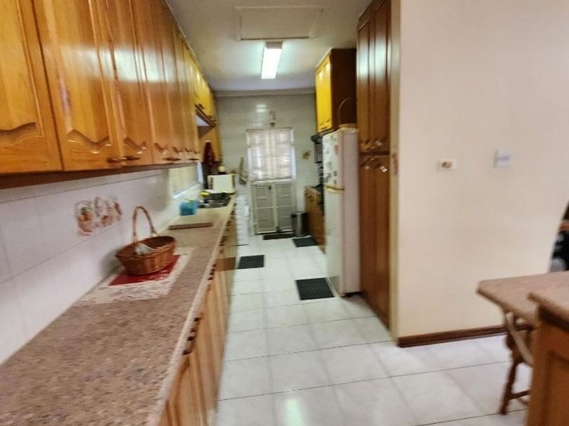 Exceptional Dual Living Opportunity- 2 Freestanding Houses- in the Heart of Clare Estate - Photo 6