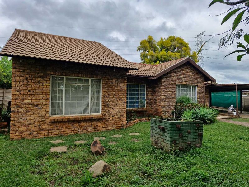 3 Bedroom house for sale in  Orchards - Photo 4