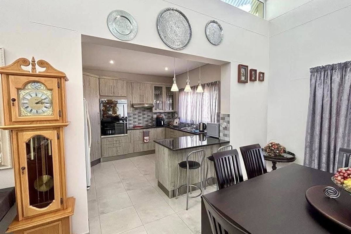 3 Bedroom House To Let in Elisenheim - Photo 5