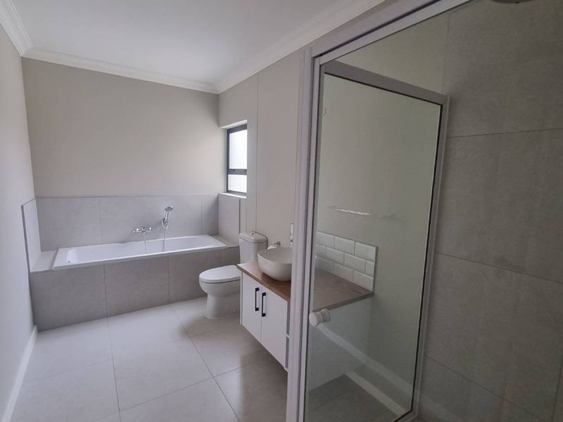 3 Bedroom Townhouse for Sale, Ext 23 Swakopmund | 3 Schlafzimmer Townhaus zu Verkaufen, Swakopmund, Namibia - Photo 8