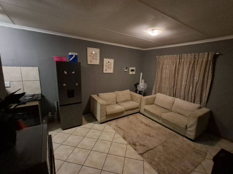 Apartment Property In Lilly Complex In Olieven - Photo 5