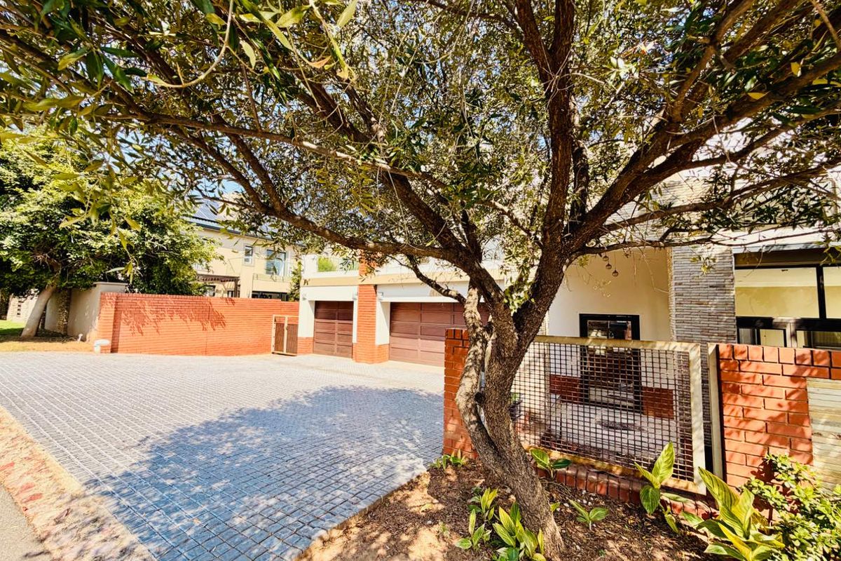 Five Bedroom Home For Sale in Waterfall Country Village Estate on a Corner Stand - Photo 3