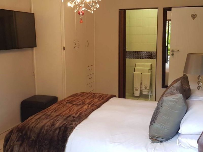 Elegance & Class! - Photo 7