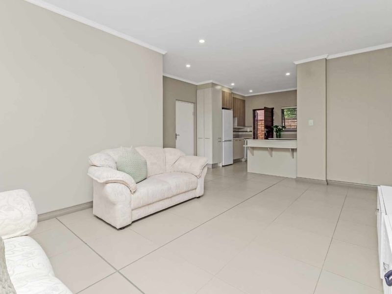 SINGLE-LEVEL LIVING IN THE SECURE CELEBRATION RETIREMENT VILLAGE - THIS CAN BE YOUR NEXT HAPPY PLACE - Photo 7