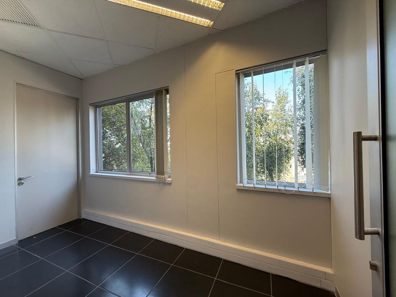 Prime Office Space Available for Lease at Sandown Mews - Photo 5