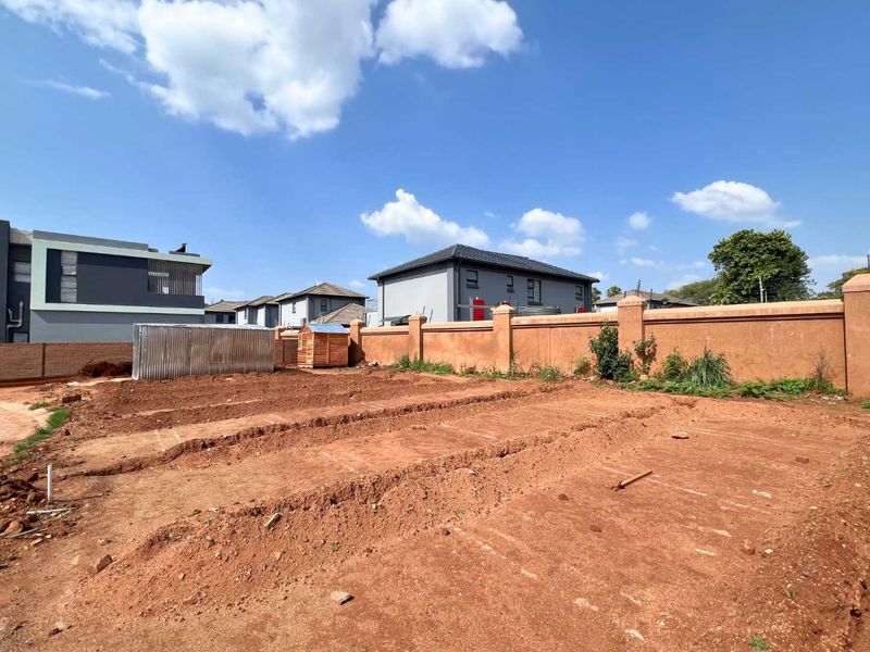 Vacant Land in Royal Sky Estate - Photo 3