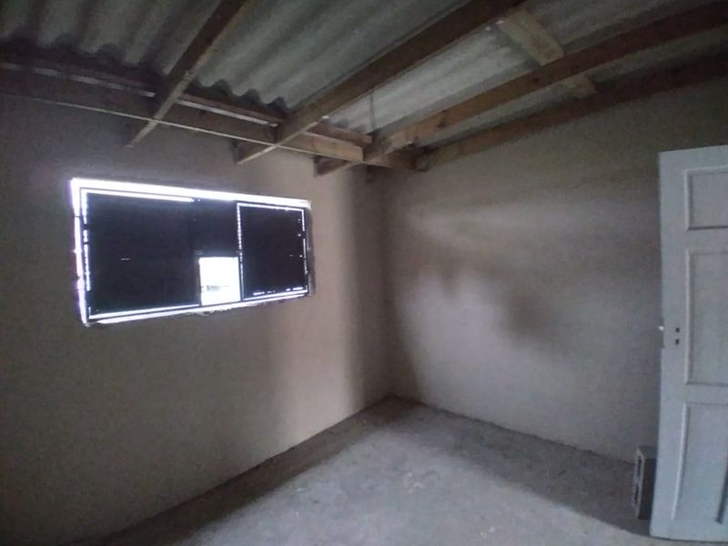 SPASCIOUS HOUSE FOR SALE - Photo 4