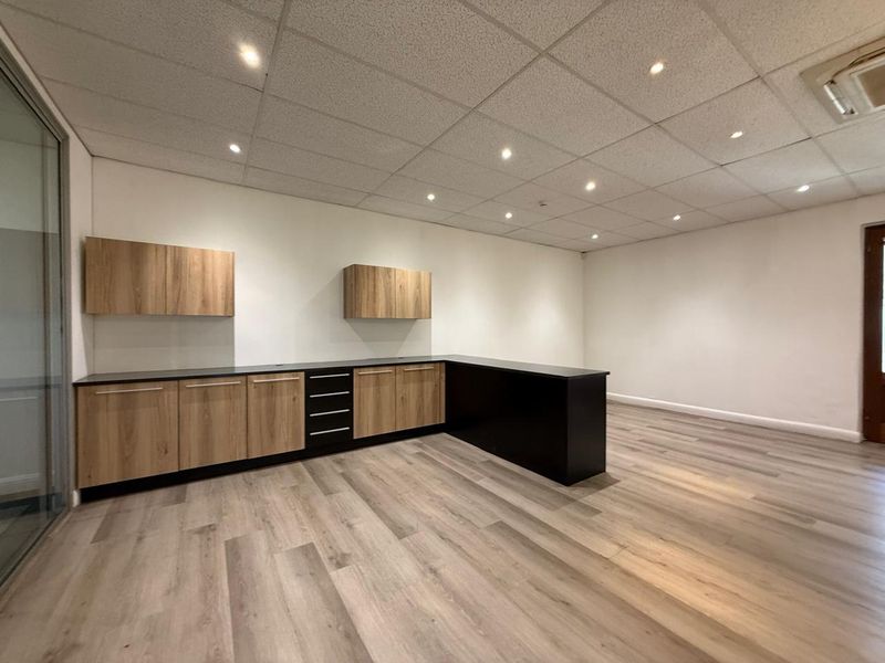Prime Office Space Available for Immediate Lease in Sandton - Photo 9