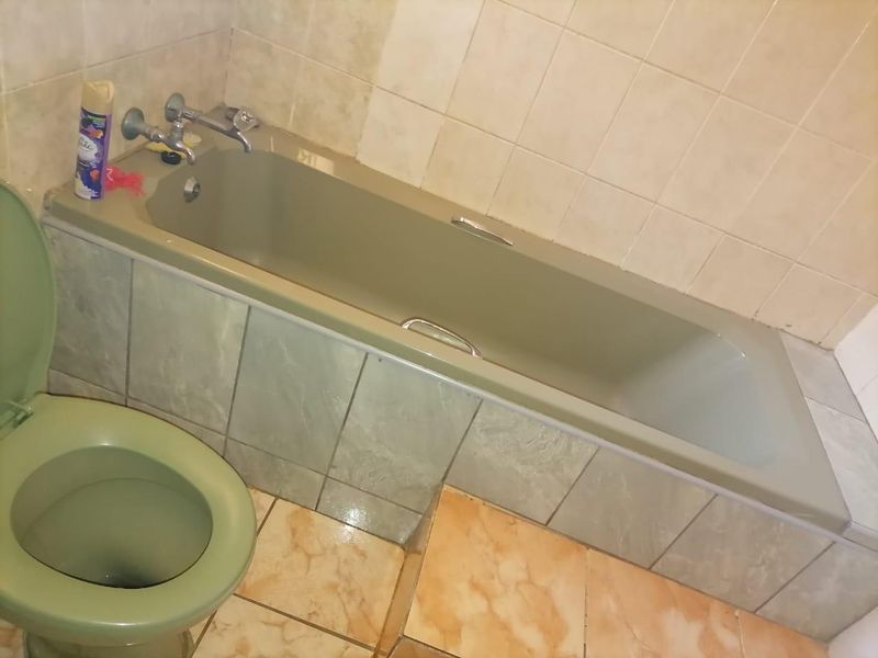 Ready for moving in - Photo 7