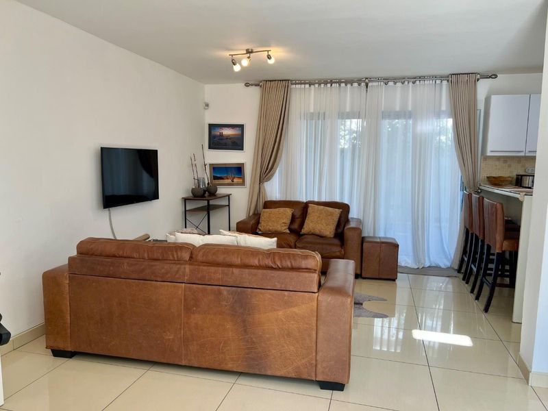 Fully furnished Town house - Photo 8