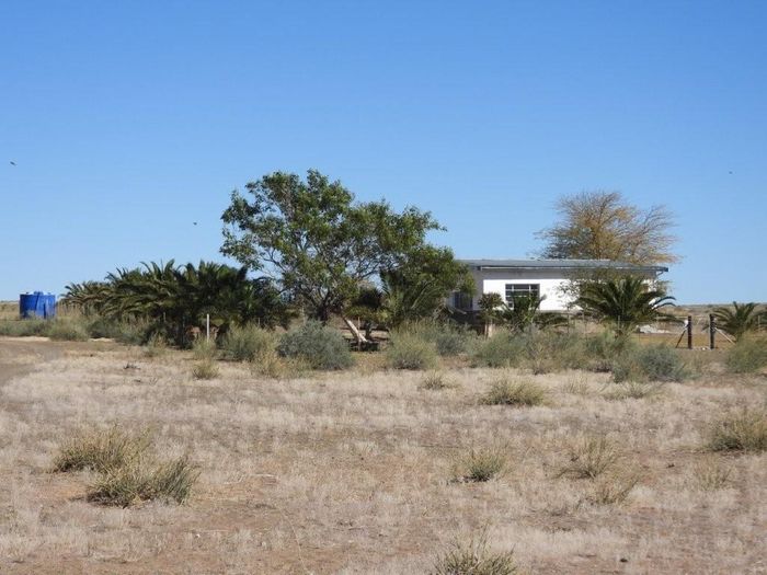 Property #2205988, Farm For Sale in Noordoewer Central