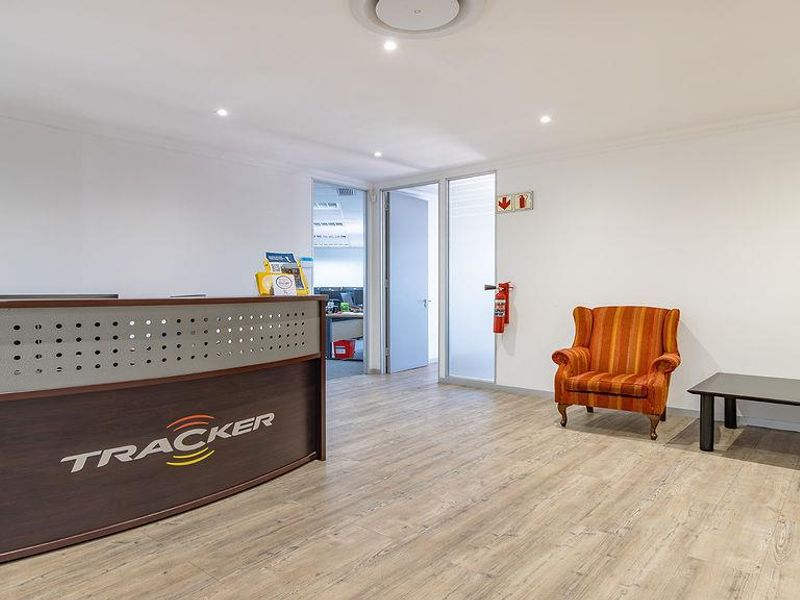 Premium, Future-Ready Office Space Designed to Elevate Your Business in Century City - Photo 2