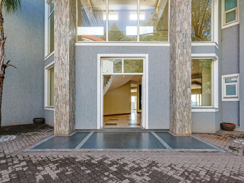 Luxurious House to Rent - Photo 5