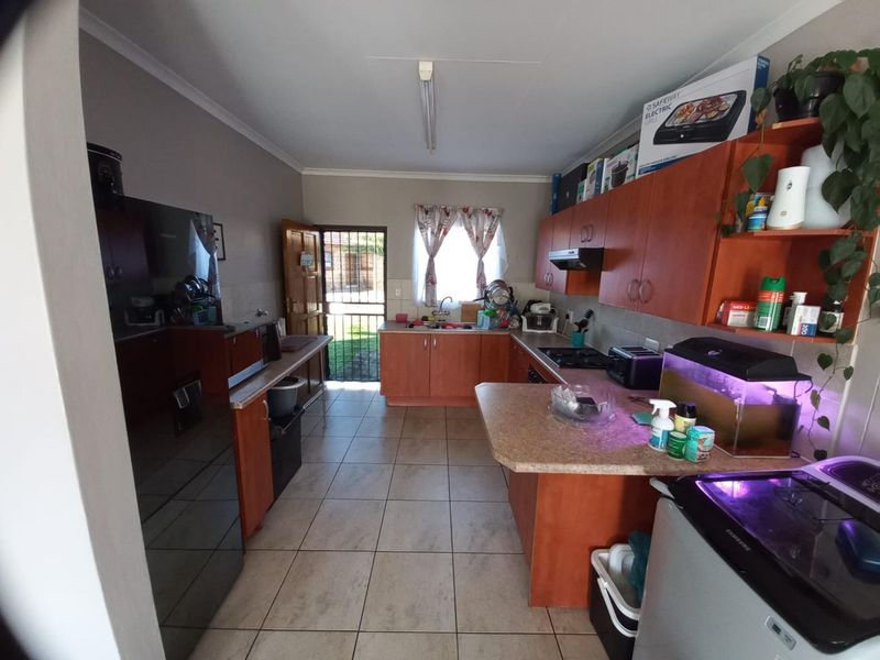 Two Bed Townhouse Riversdale Meyerton Available 1 Aug 2026 - Photo 7