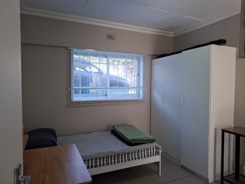 UNFURNISHED ground floor studio - Photo 4