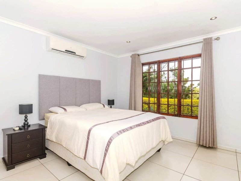 Beautiful 2 Bedroom Townhouse For Sale in Waterfall - Photo 8