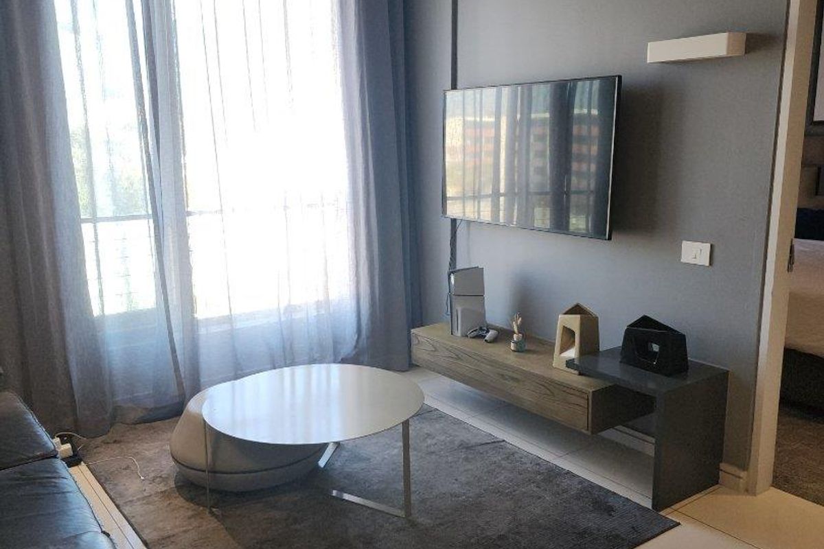 SOPHISTCATED FULLY FURNISHED 1 BED APARTMENT FOR SALE - Photo 3