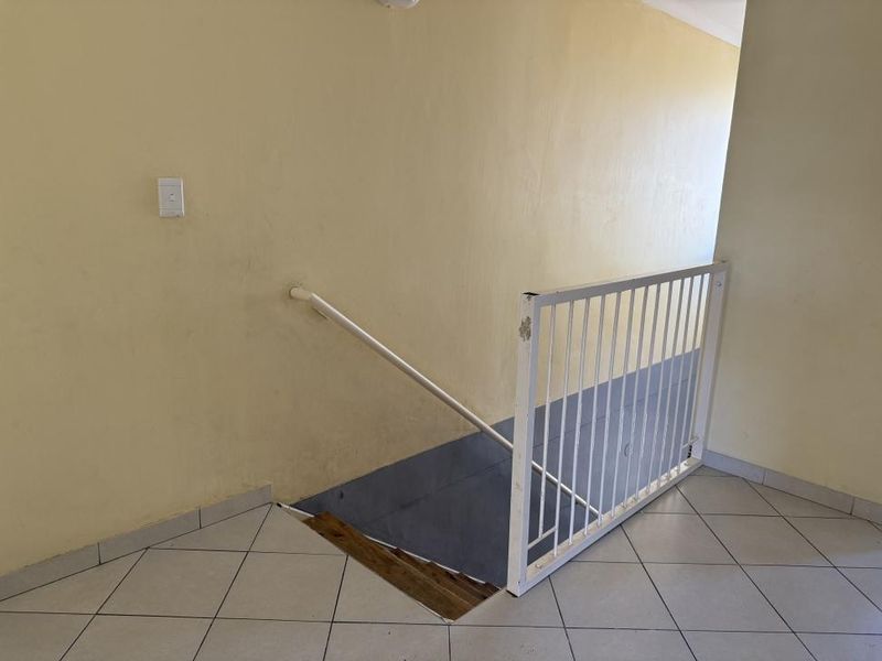 Double-Storey Townhouse [Mervin Court] Okahandja For Sale! - Photo 8