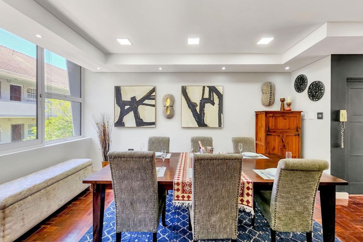 Super spacious furnished 3 bed apartment with 3 parkings - Photo 4