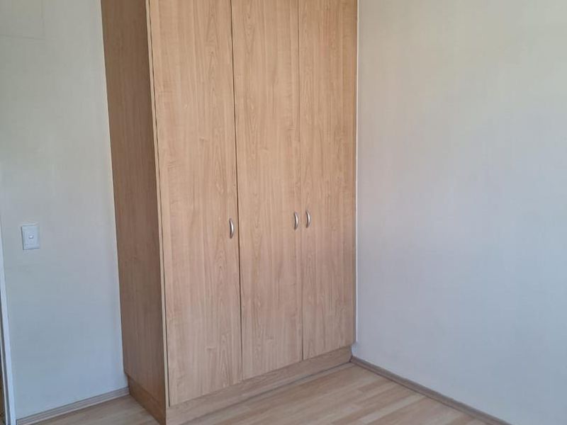 Townhouse in well maintained complex in Avis - Photo 8