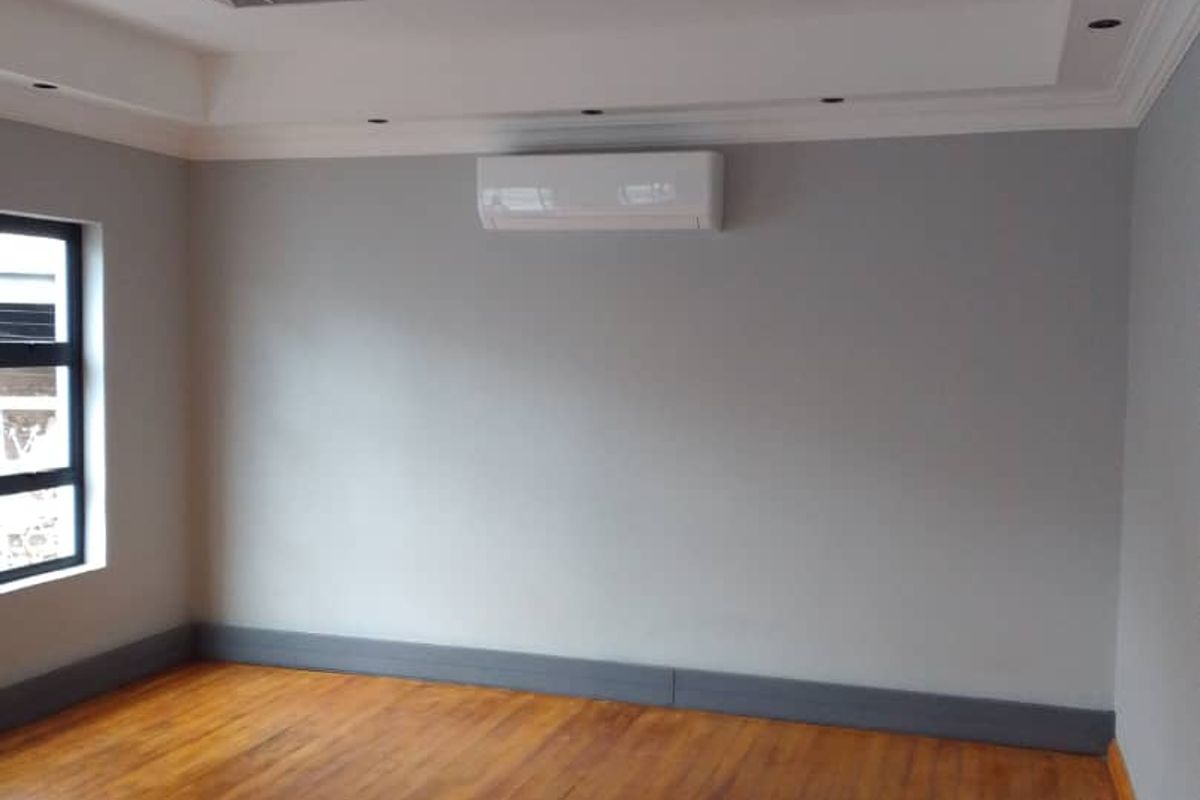 Prime Commercial Property for Rent - Photo 4