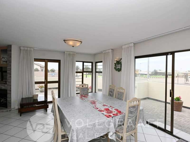 4 Bedroom Townhouse for Sale in Swakopmund Town Centre - Photo 7