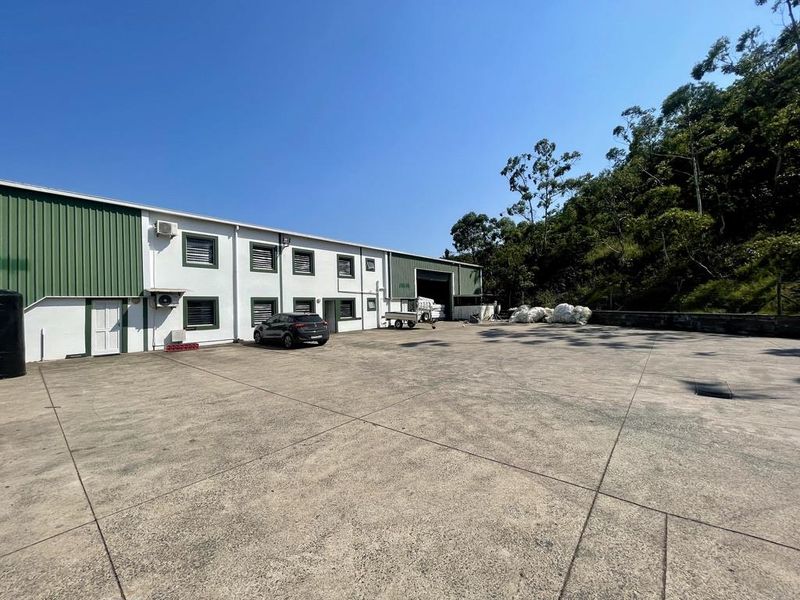 Hendra - Prime Large-Scale Warehouse To Let – Briardene Industrial Node - Photo 9