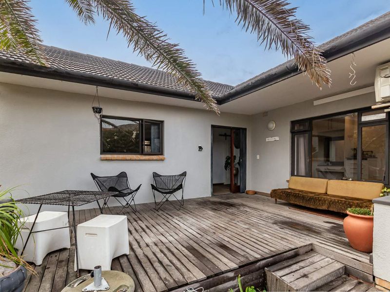 Charming 3-Bedroom Home with Separate Flatlet in Prime Location - Photo 5