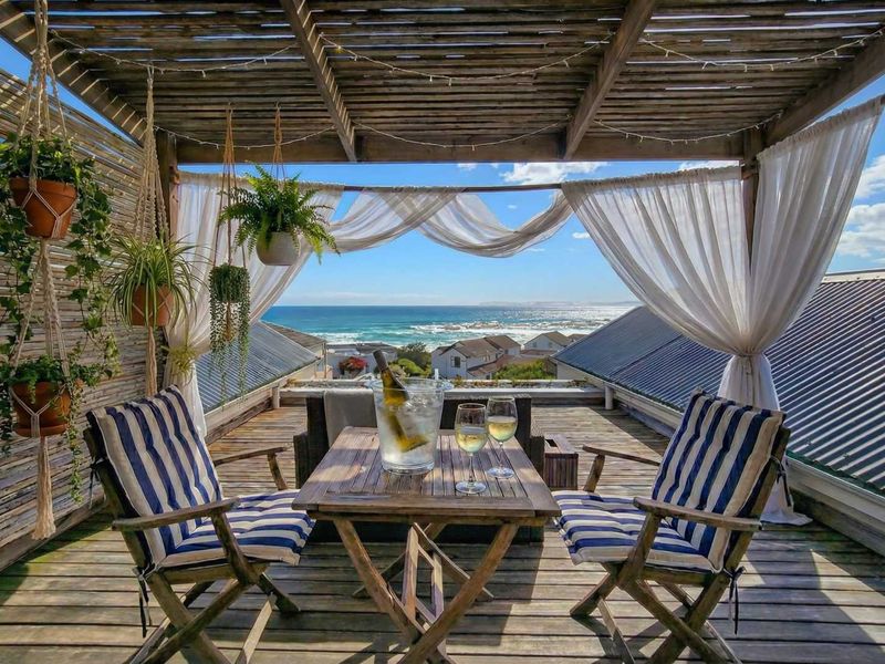 Beach & Beyond Villa | Where Calm Meets the Coast - Photo 2