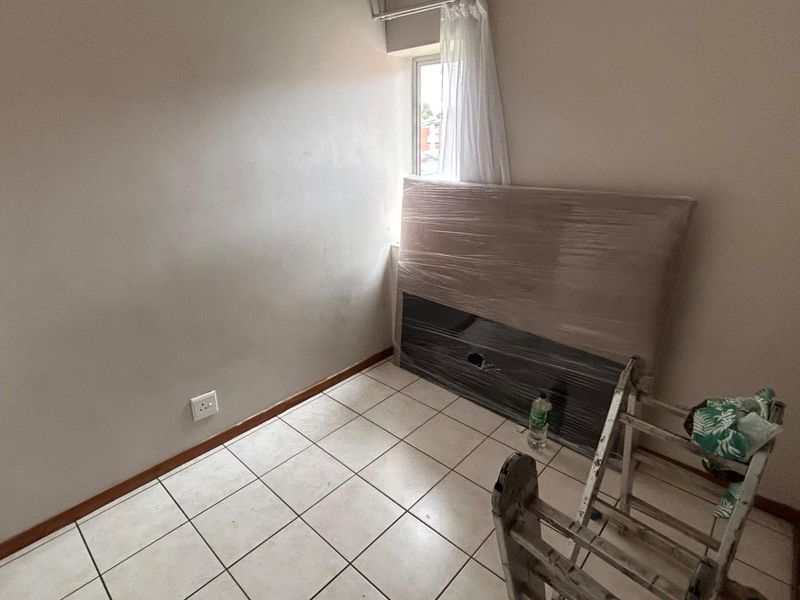 Immaculate 2-Bedroom Apartment at The Wedge, Esther Park - Photo 9