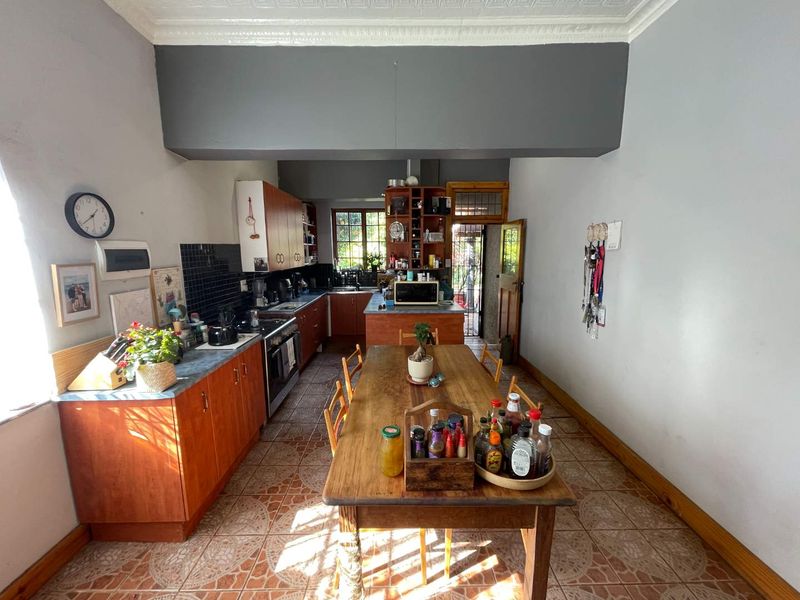 Charming 3 bedroom 2 bath in Riviera - Photo 8