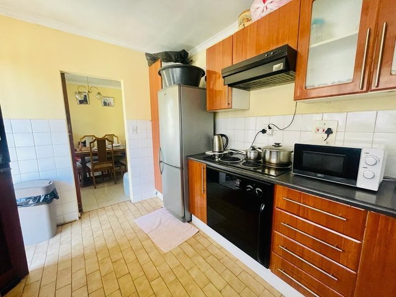 BEAUTIFUL HOME JUST FOR YOU! - Photo 4