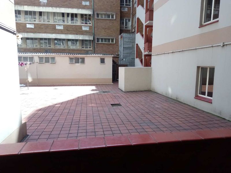 Calling first time buyers and investors!!! - Photo 5