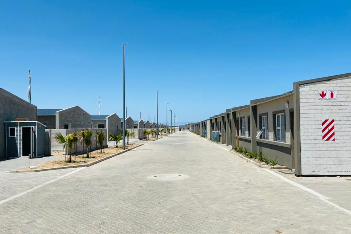 Lovely Townhouses for sale in Walvis Bay-Dunes Estate - Photo 2