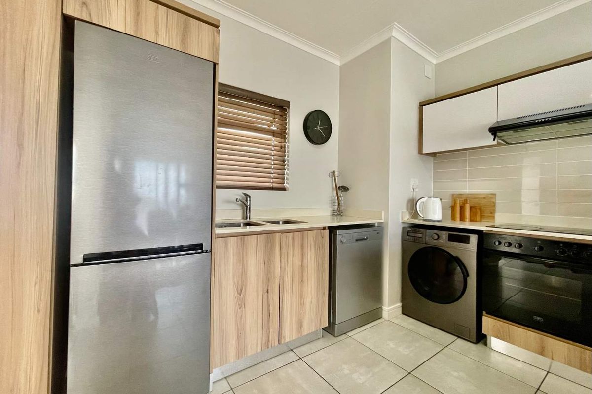 1 Bedroom Penthouse with sea view - Photo 4