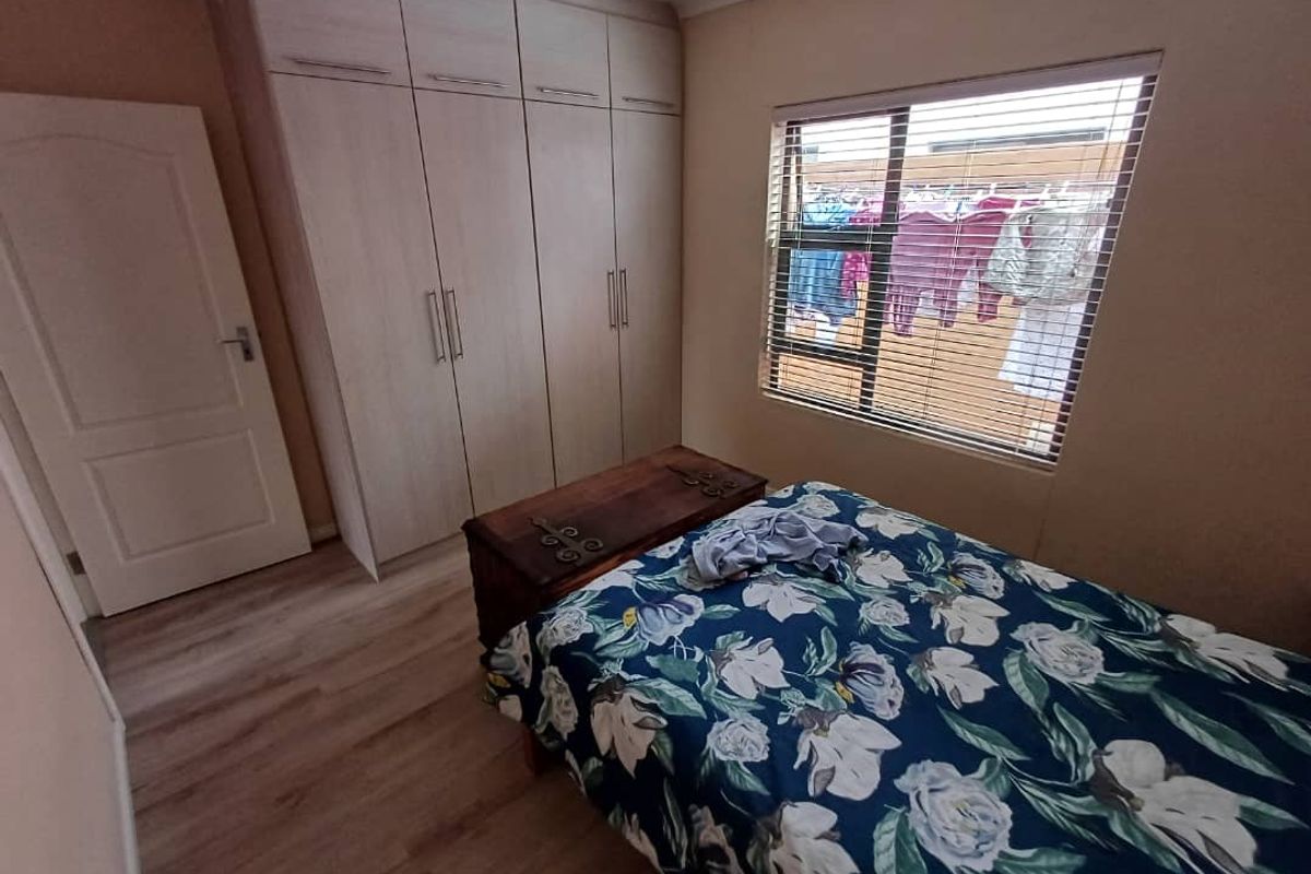 Starter Home - Photo 5