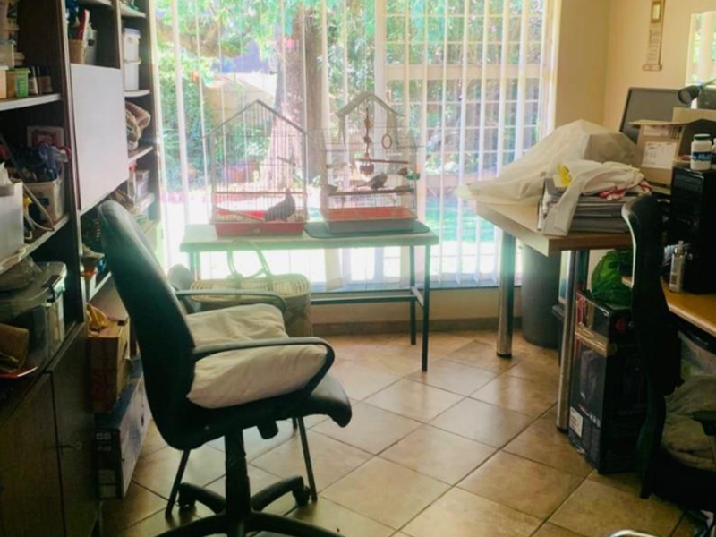 Spacious, Secure & Full of Charm - A Perfect Family Retreat - Photo 10