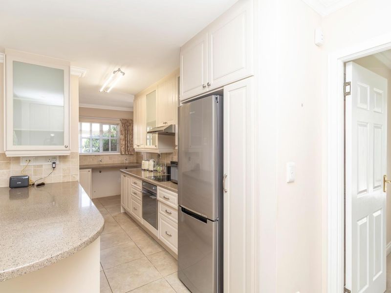 Gracious and Spacious 50+ Living in Waterfall Valley Mature Lifestyle Estate - Photo 10