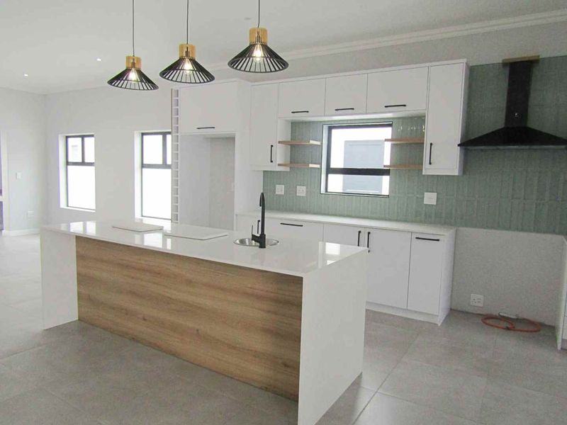 Newly build home designed for modern living - Photo 2