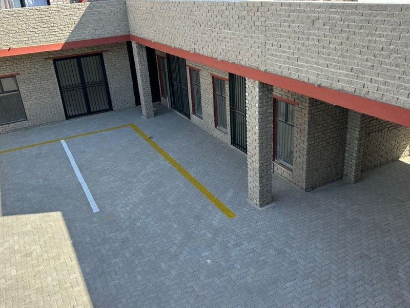 Commercial units To Let in Swakopmund - Photo 5