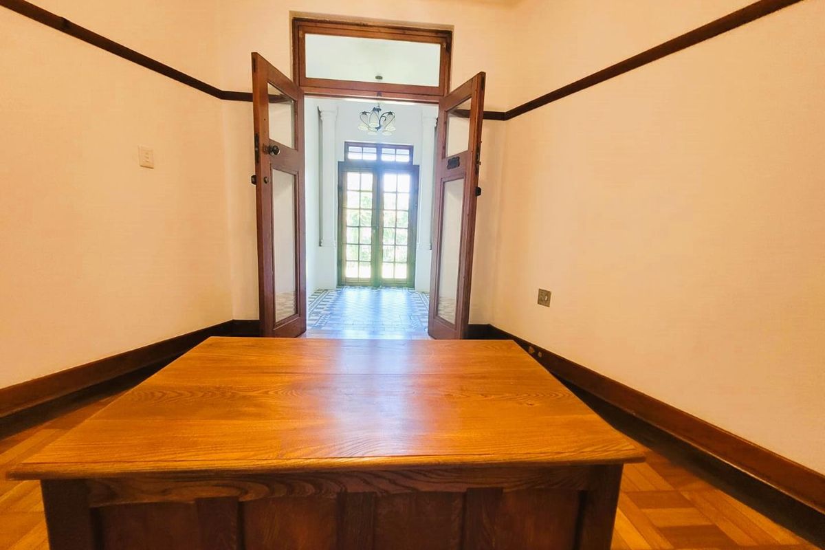 Lovely Family Home in Glenwood - Photo 5