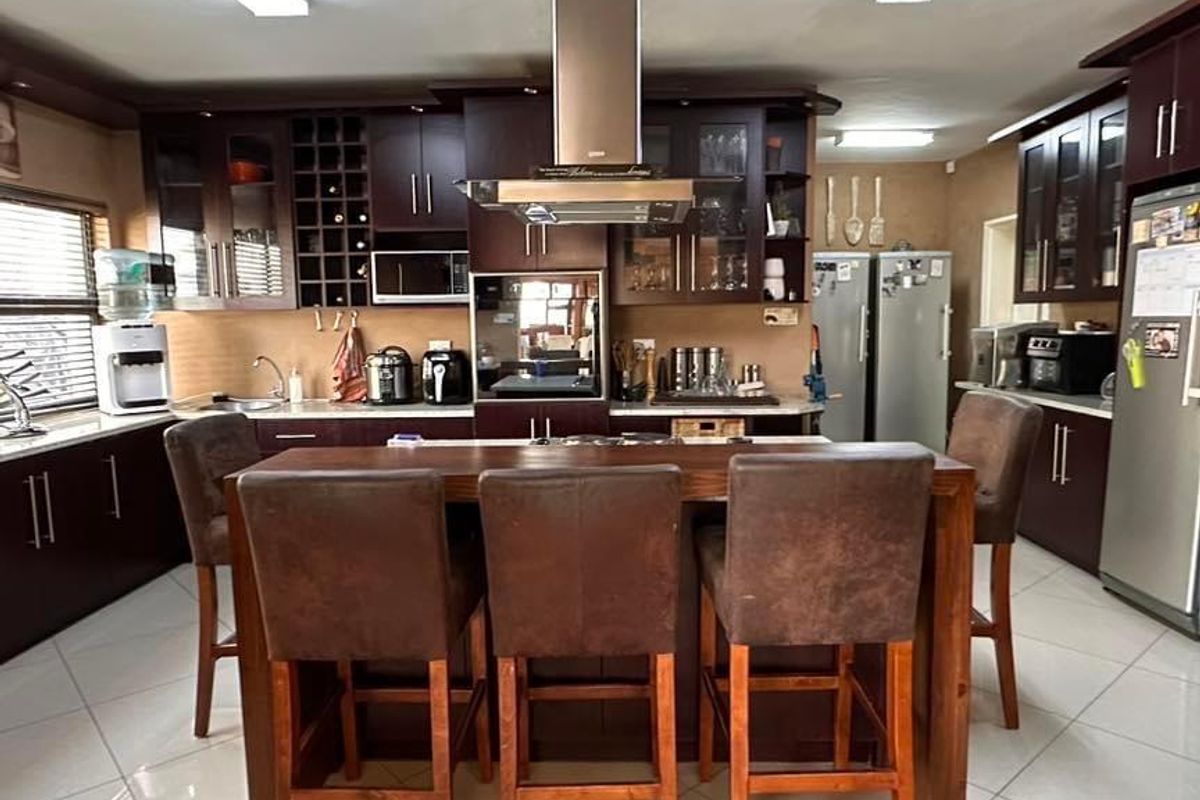 Auasblick- For Sale-N$ 7 300 000 - Photo 3