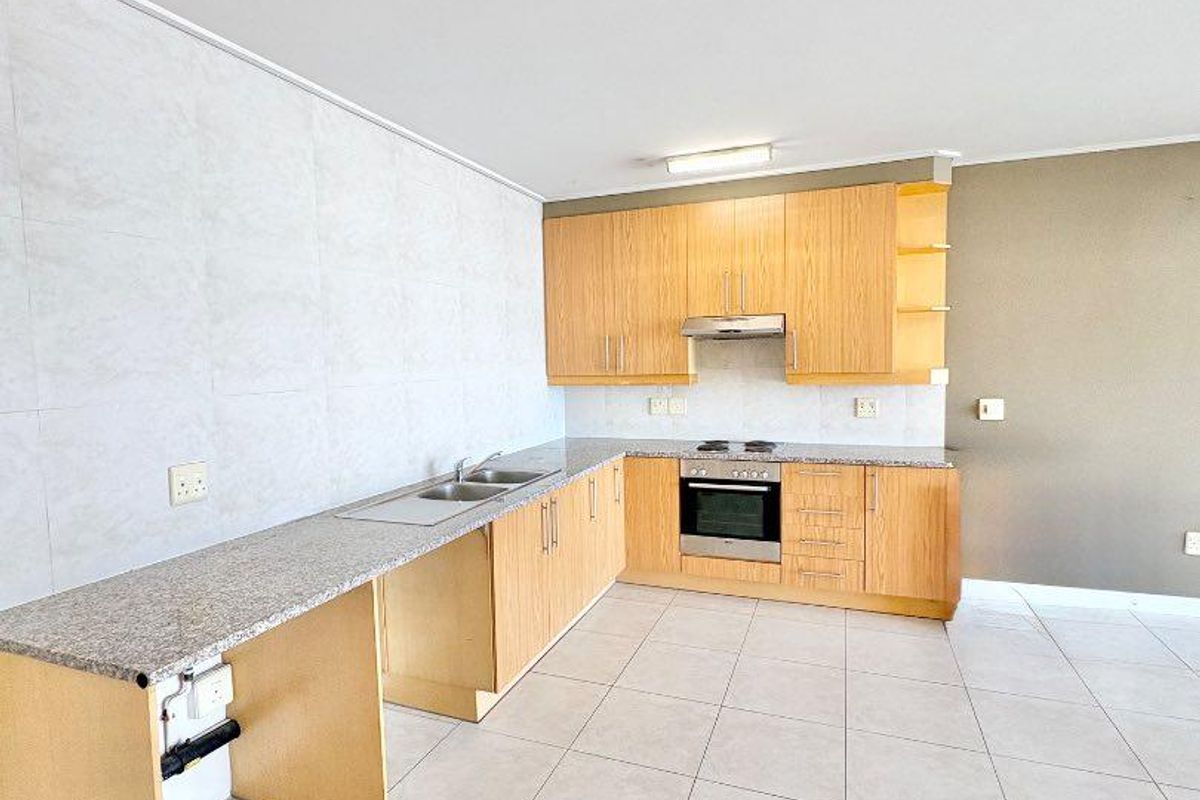 Unfurnished Executive Apartment - Photo 3