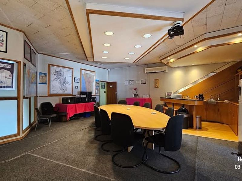 FOR SALE - WAREHOUSE - LAFRENZ INDUSTRIAL AREA - Photo 2