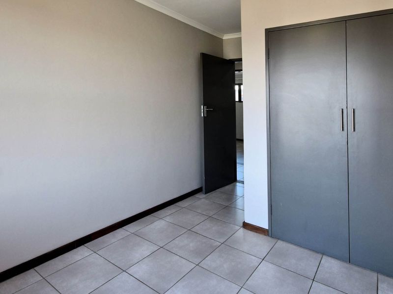 SPECIAL OFFER: 50% OFF FIRST MONTH'S RENT! Limited time offer! - Photo 9