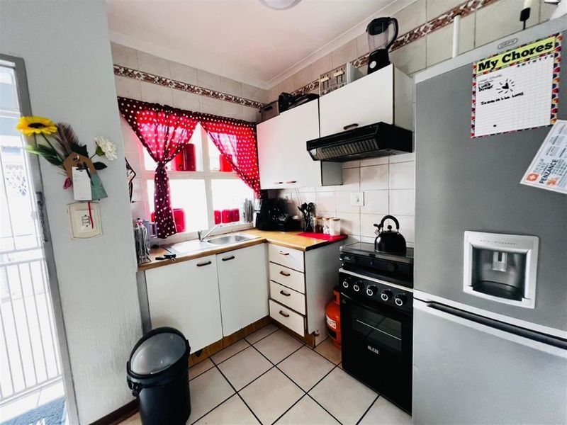 Apartment For Sale in New Redruth, Alberton - Photo 7