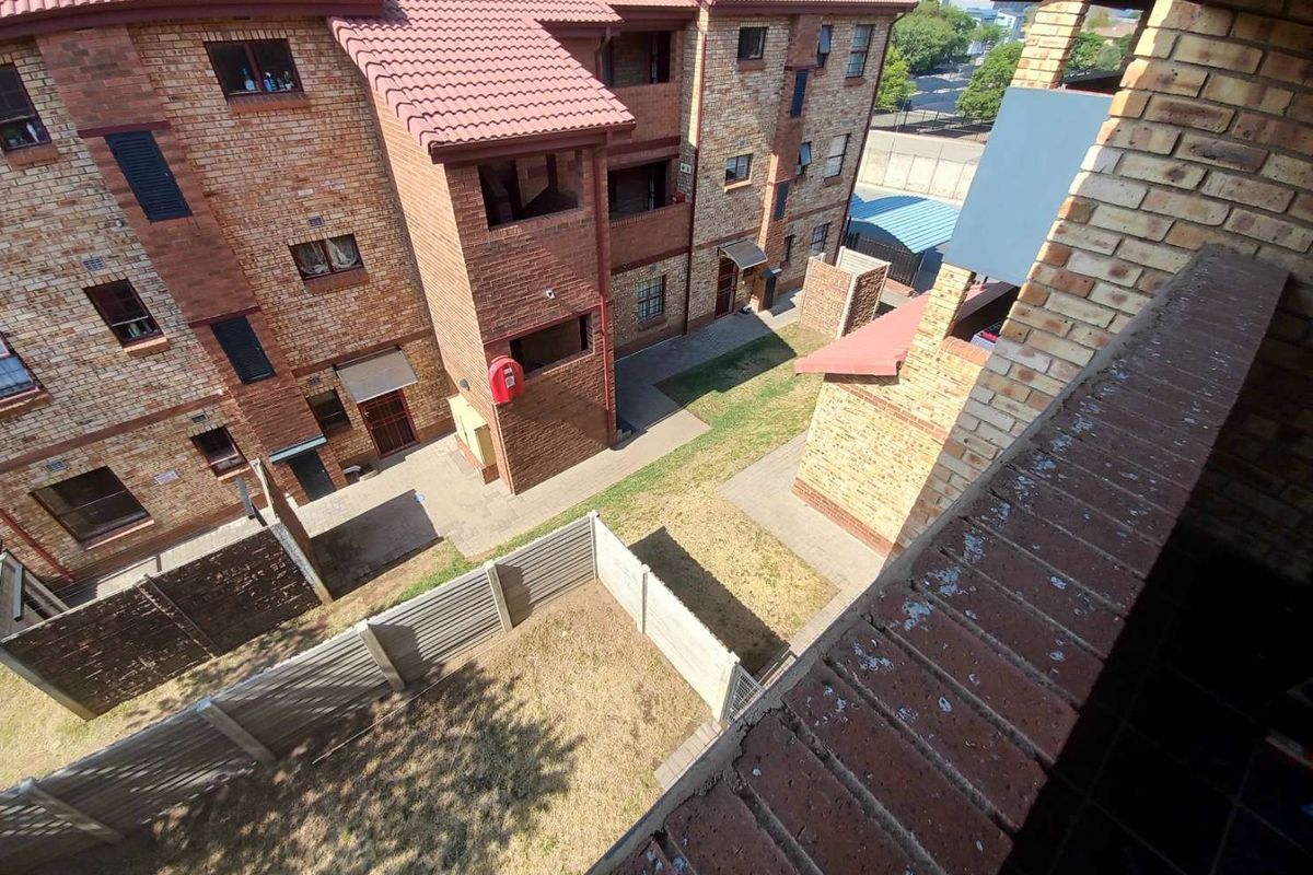 Two Bedrooms Apartment for Sale at San Ridge Heights - Photo 3