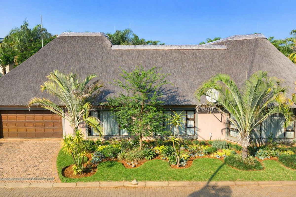 Exceptional Family Home with Prime Features. - Photo 3