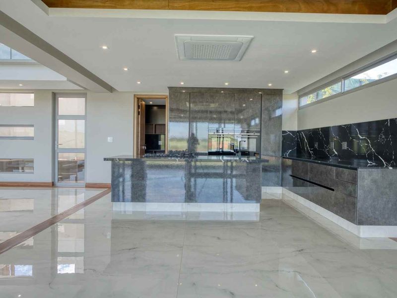 Zimbali Lakes Magical Home - Photo 4